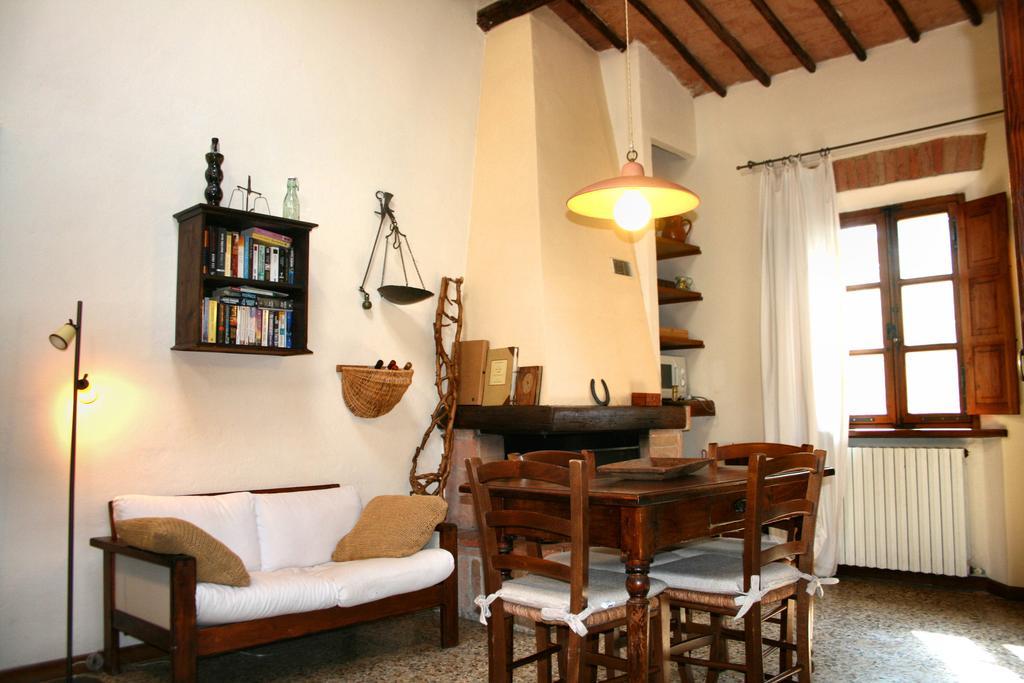 Agriturismo Poggio Salvi 索维奇勒 客房 照片